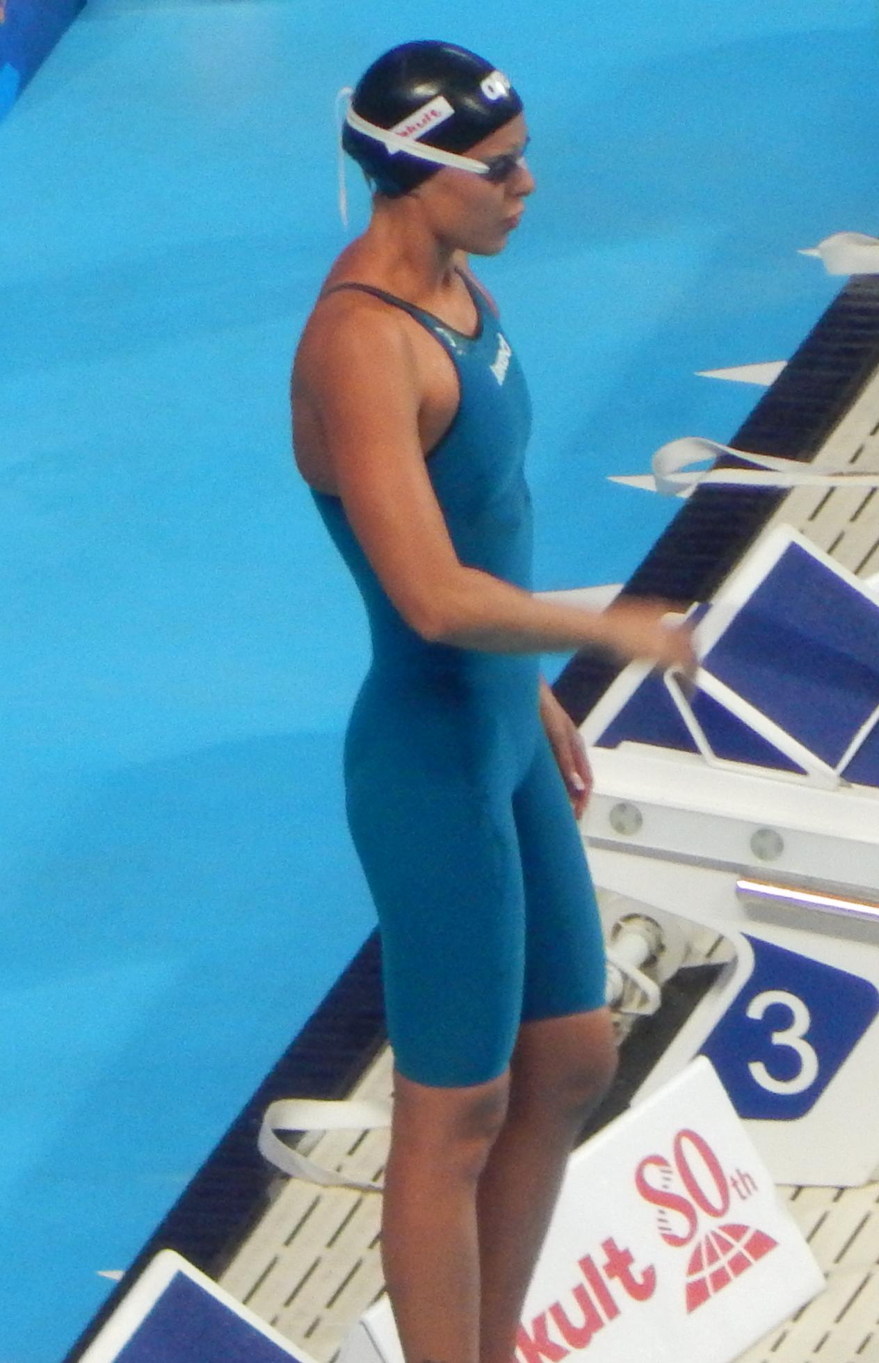Federica Pellegrini prima di buttarsi in vasca